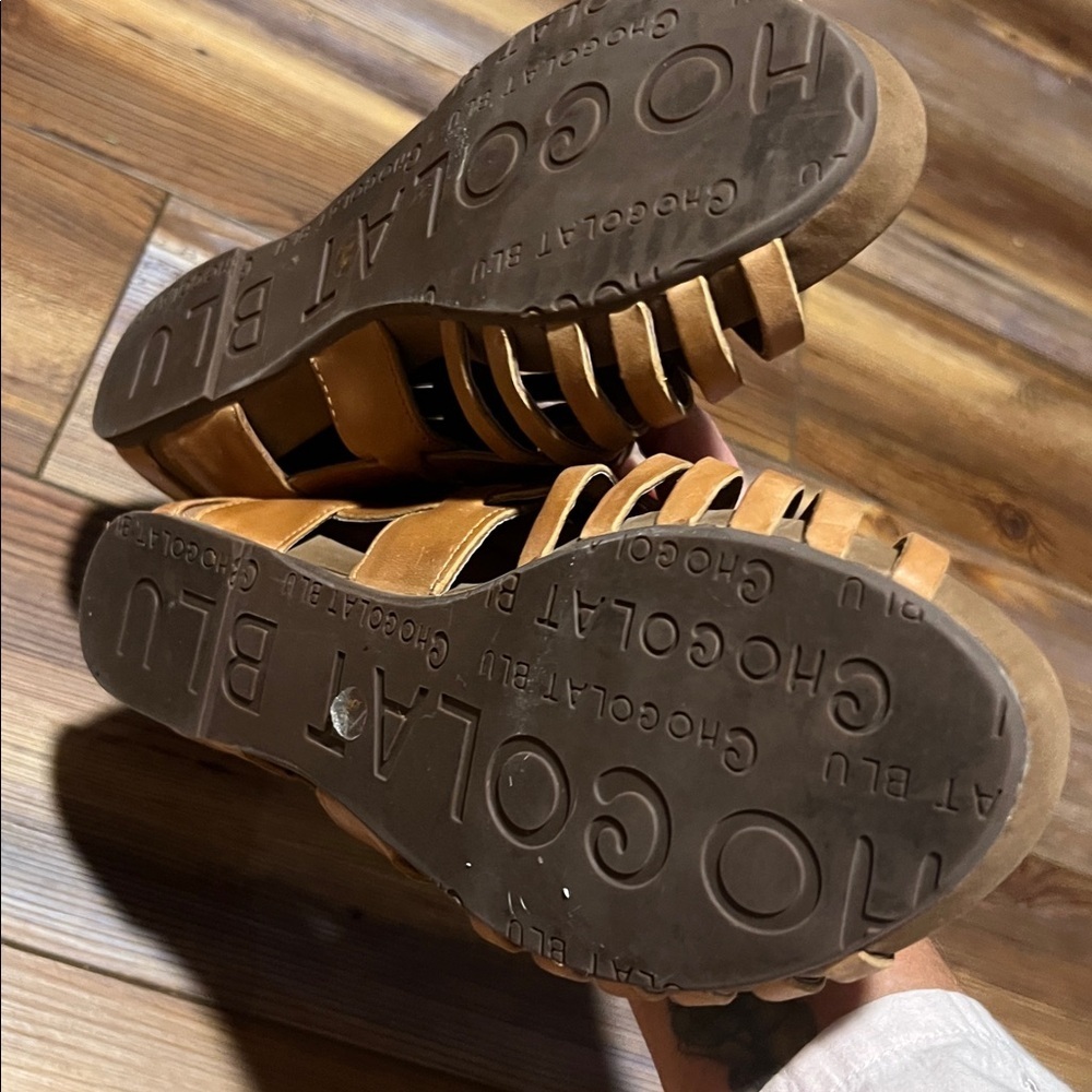 Chocolat Blu Viva Woven Leather Sandals in Camel Brown Size 8.5 - Picture 6 of 9